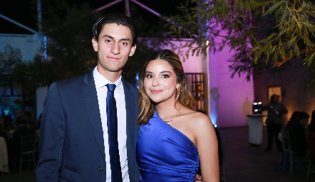  Antonio y Selena.