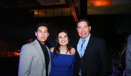  Juan Pablo Delgadillo, Ceci Castejón y Juan Pablo Delgadillo.