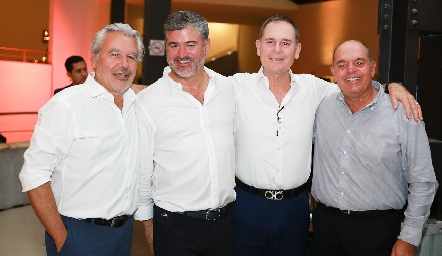  Jerónimo Gómez, Oscar Zermeño, Miguel Ibarrinua y César Morales.