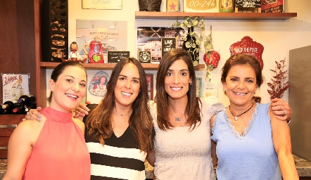  Fernanda, Clau Antunes, Fernanda Torres y Paty Silos.