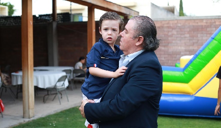  Marcelo con su papá Agustín Félix.