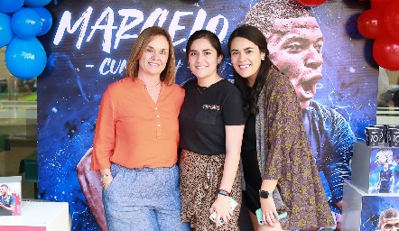  Beatriz Arellano, Anette y Andrea Solorio.