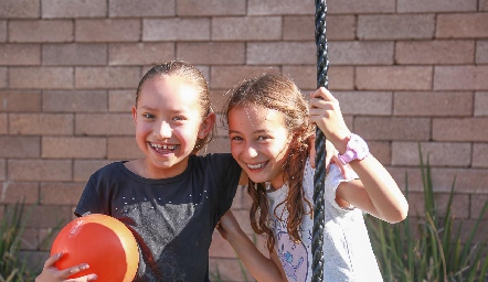  María y Ale.