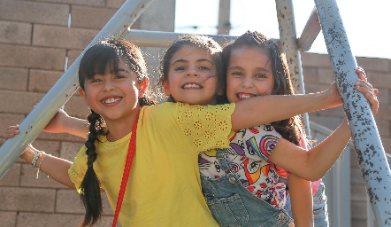  María Beltrán Nieto, Ana Paula Gómez y Micaela Cano.