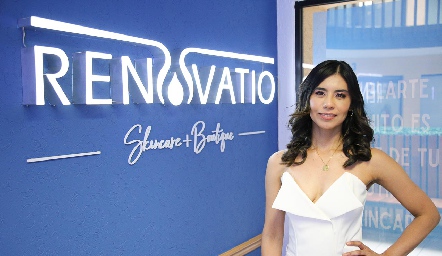  Dermatóloga Selene Gutiérrez, creadora de Renovatio Skincare + Boutique.