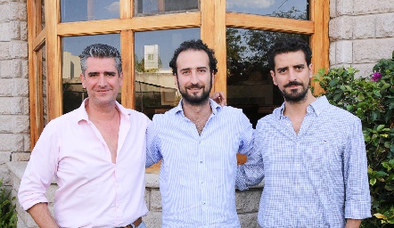  Juan Manuel Güemes, José Carlos Güemes y Julio César Güemes.