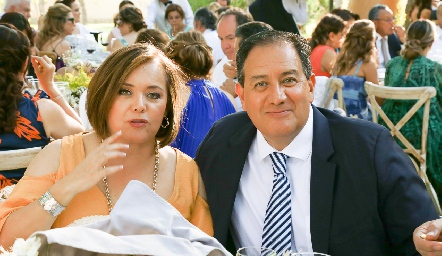  Marisa Monjarás y Fernando González.