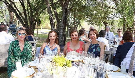  María Elena Pimentel, Rosy Asuso, Tita Aguillón y Diana de Villareal