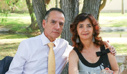  Pablo López y Marilú Lasso.