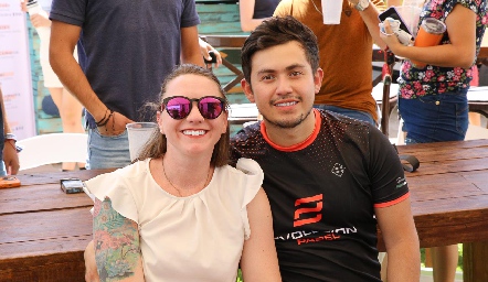  Cassandra Duarte y Jonathan Mondragón.