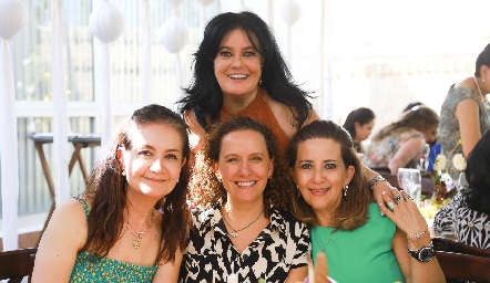  Laura Izaguirre, Lourdes Del Valle, Sandra Burgos y Ana Irma Ramos.