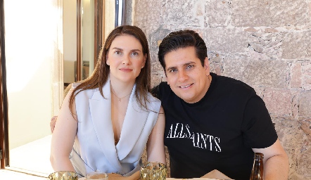  Gretel Fernández y Carlos Terrazas.