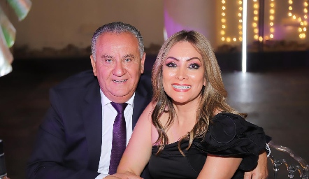  Alan Ríos y Doris Gandy.