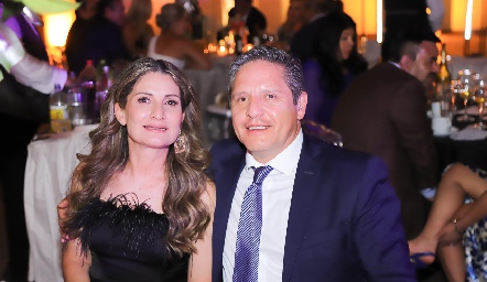  Cristina y César Garza.