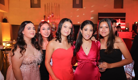  Romina Labastida, Emilia Reynoso, Camila, Sofía Aranda y Julia.