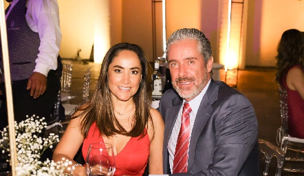 Mayra Contreras y Ernesto Flores.