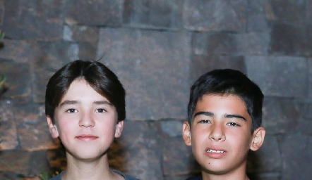  Rodrigo e Iker Ortiz.