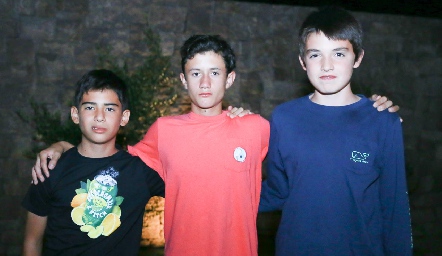  Iker Ortiz, Ricardo Trujillo y Paulo.