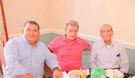  Roberto Solano, Francisco Castro de la Maza y José González.