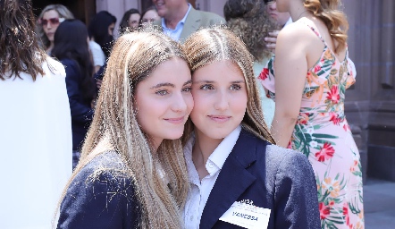  Cayetana Fernández y Vanessa Elizondo.