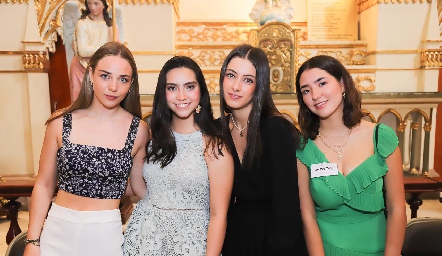  Joaquina Morales, Valentina Eternod, Marina Nieto e Inés Díaz.
