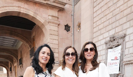  Alma Méndez, Vianey Díaz y Fabiola Suárez.