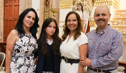  Alma Rosa Méndez, Camila Lomas, Humberto Lomas y Vianey Díaz.