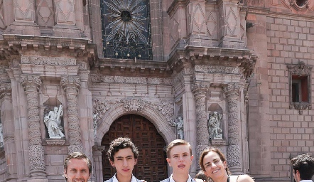  Mateo Conde, Mateo Conde, Mauricio Martin Alba y Alejandra Güemes.