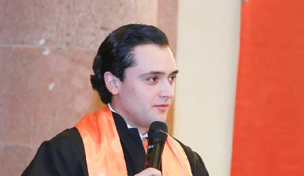  Discurso por parte de Carlos.