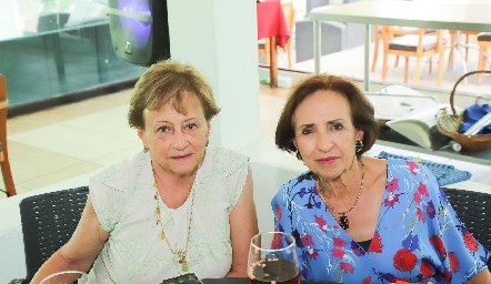  Elba Garza y Leticia Martínez.