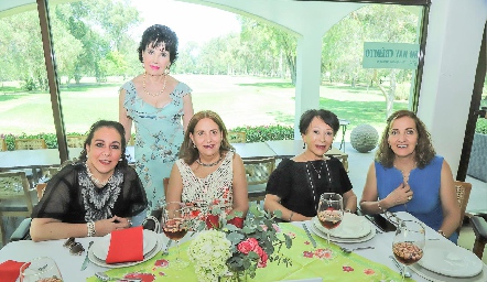  Lila González, Lucy Stahl, Martha Acevedo, Aida Martínez y Mónica Alcalde.