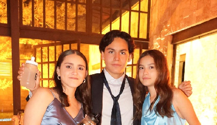  Emma Guido, Emilio Suarez y Fátima Zamara.