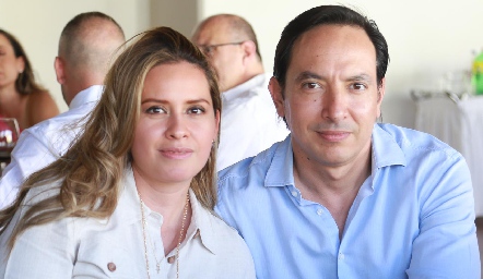  Estefany y Francisco.