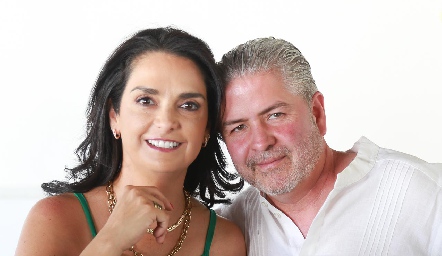  Maricel Gutiérrez y Oscar Vera.
