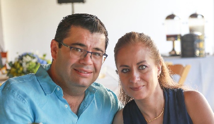  Pablo Pérez y Rocío de Alba.