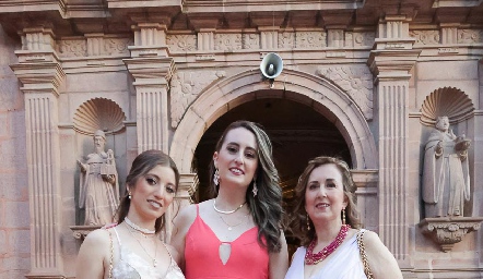 Nancy Ramírez, Lula Reynoso y Adela Reynoso.