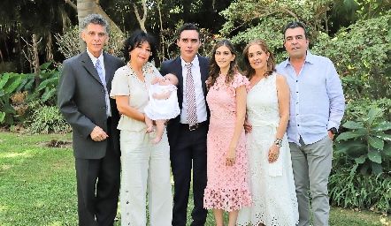  Andrés Azcárate, Leticia de Azcárate, Xavier Azcárate, Paty Gómez, Patricia Gaviño y Javier Gómez.
