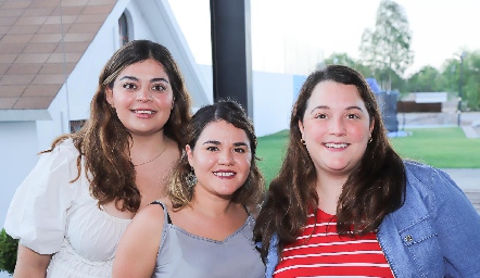  María José Motilla, Nury Villar y Sofía González.