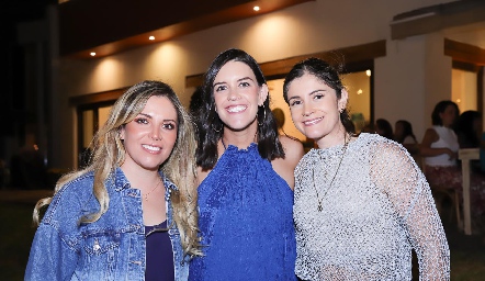  Begoña García, Daniela Pérez, Laura García.