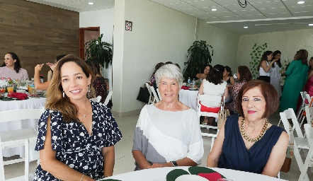  Ana Luisa Acosta, Grace Palau y Ángeles Guerra.
