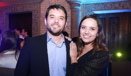  Jorge y Samantha Pérez.