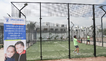  1er torneo de pádel máster zone.