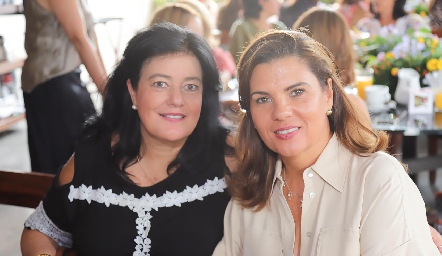  Lourdes Del Valle y Montse Abella.