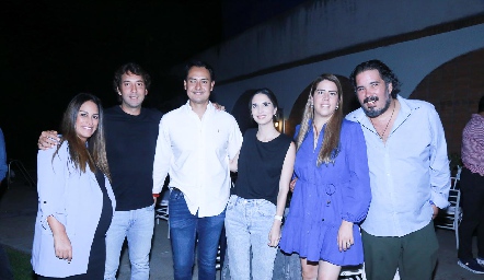  Gloria Leal, Daniel Enríquez, Ricardo Leos, Marina Jourdain, Gaby Carrillo y Juan Pablo Meade.