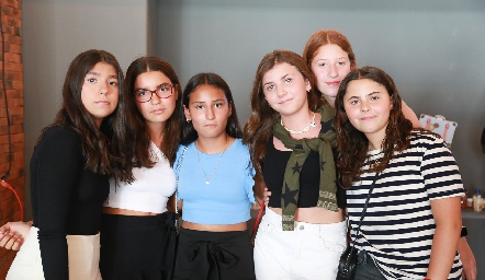  Amigas.