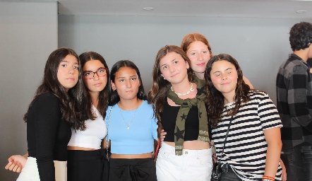  Ana y sus amigas.