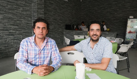  Alejandro Oropeza y Ángel Mario Valdés.