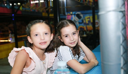  Danna Valdés y Ana José Enríquez.
