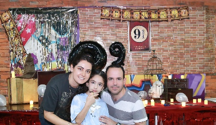  Marcela, Ana Pau y Alan.