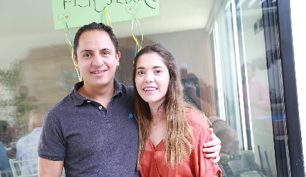  Edgar Zúñiga y Fernanda Cossío.